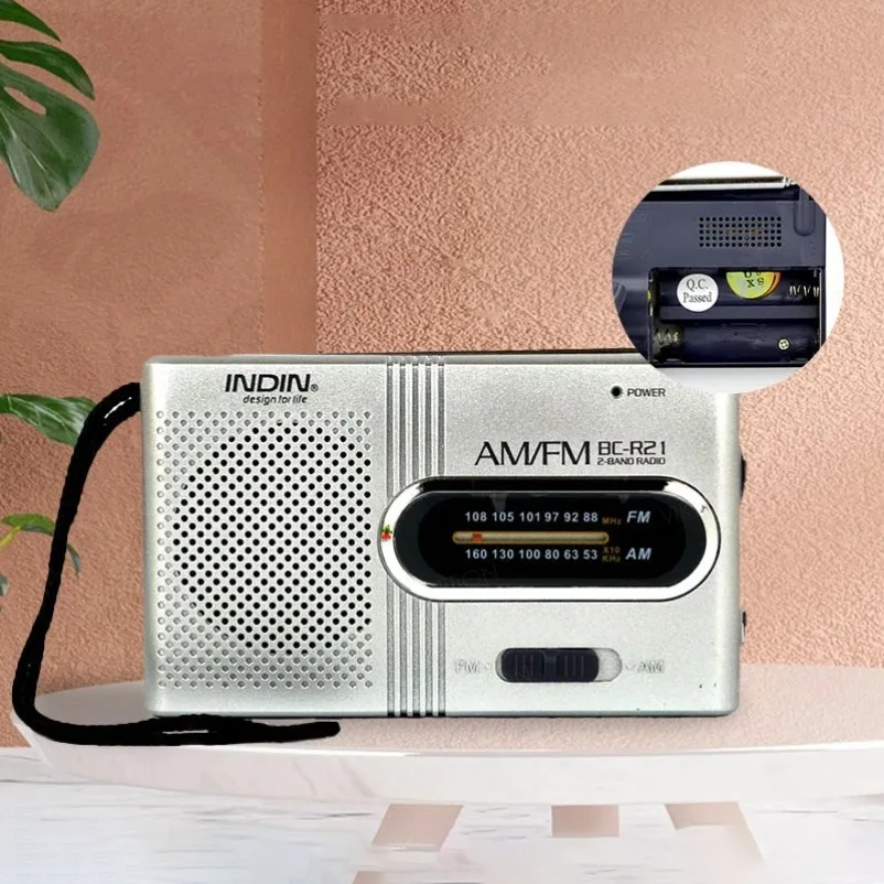 Rádio Clássico Portátil AM/FM a Pilhas – Simples e Fiável